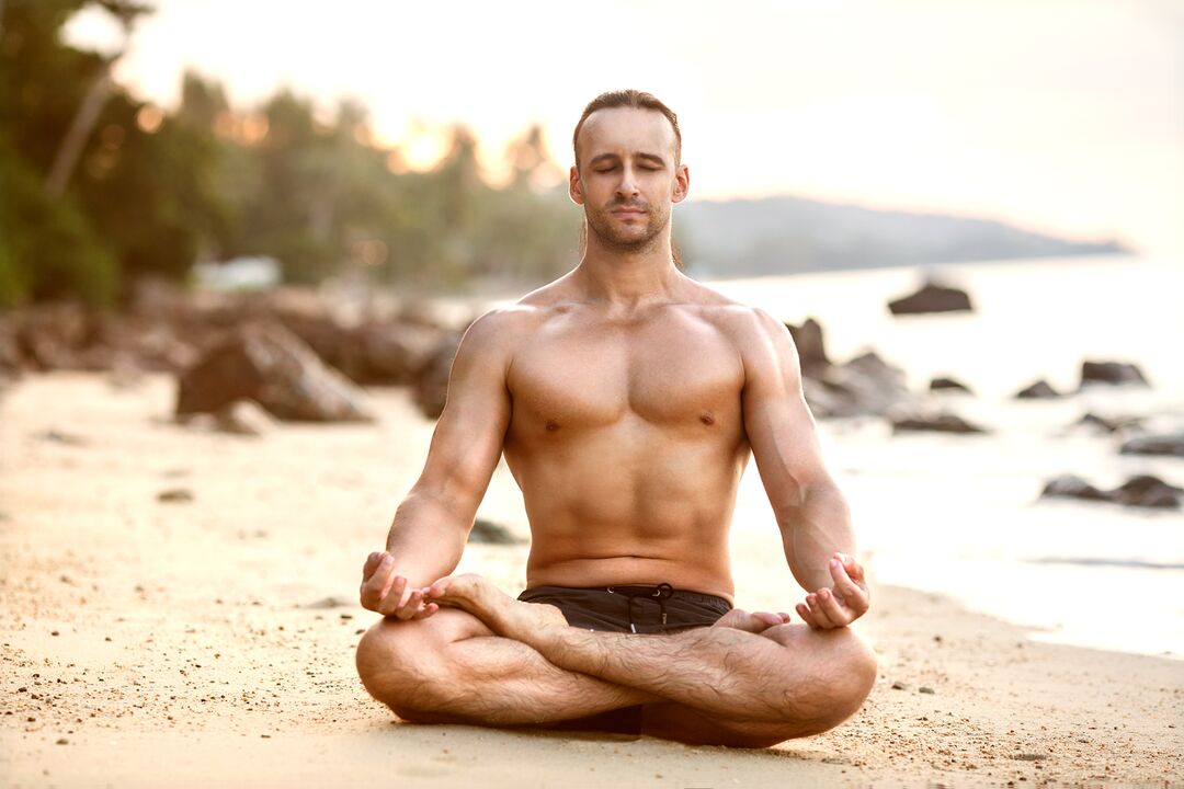 60 yaşından sonra gücü artırmak için yoga